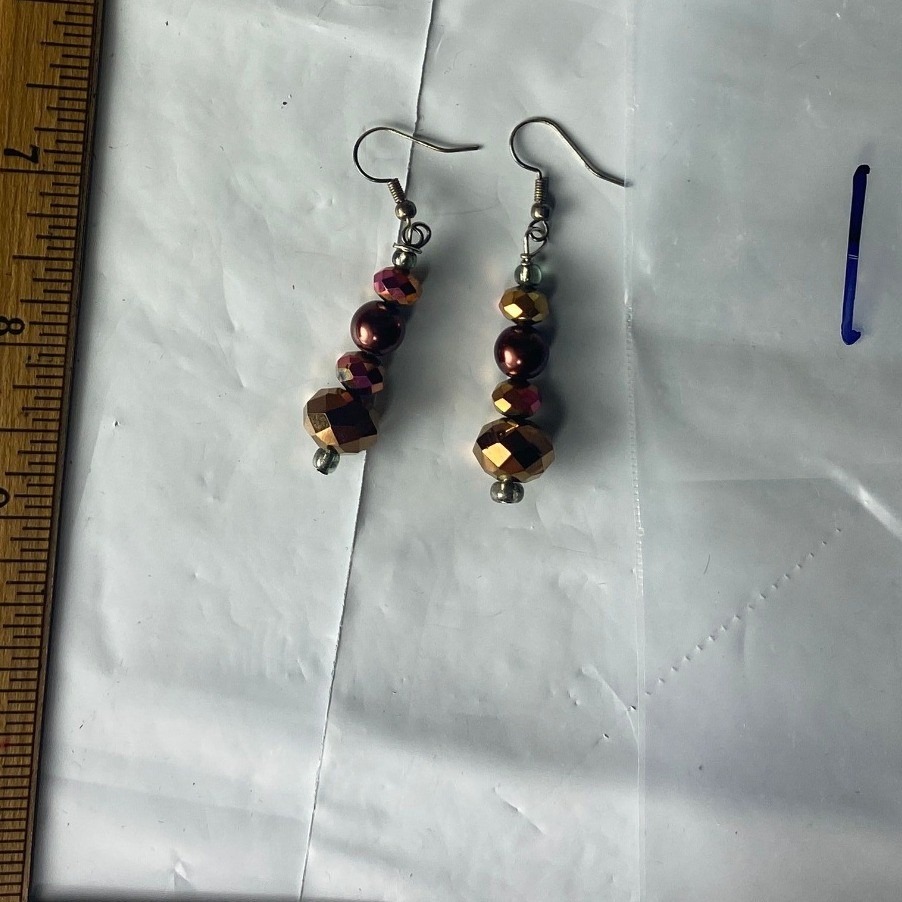 Handmade Beaded Dangle Earrings Burgundy Gold Tone